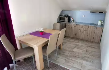 Rodinný pokoj s kuchyňským koutem